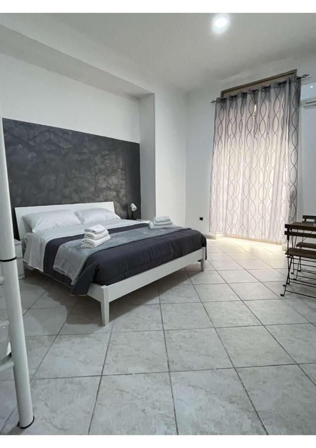 La Svolta Rooms Napoli Eksteriør bilde