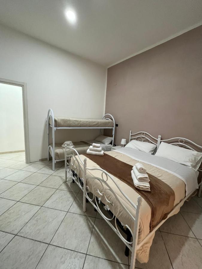 La Svolta Rooms Napoli Eksteriør bilde